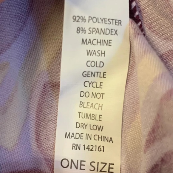 Lularoe beauty and the beast leggings - Picture 4 of 4